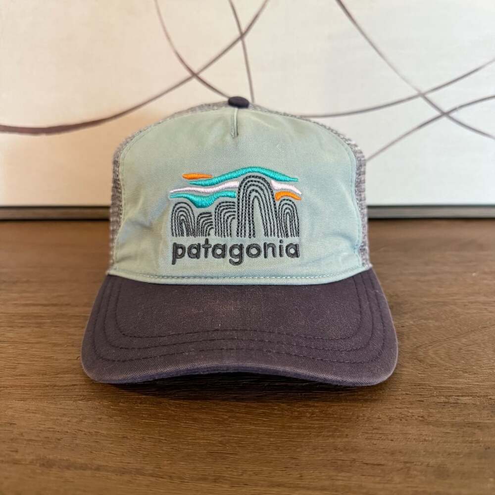 Patagonia Fitz Roy Peaks Trucker Hat Green Gray Mesh Snapback